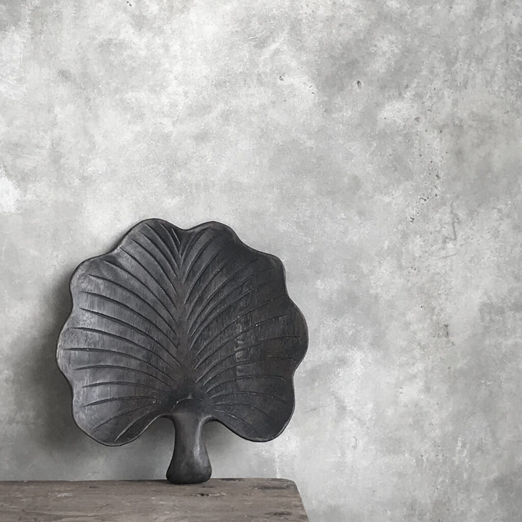 Feuille de ginkgo en bois, noir antique