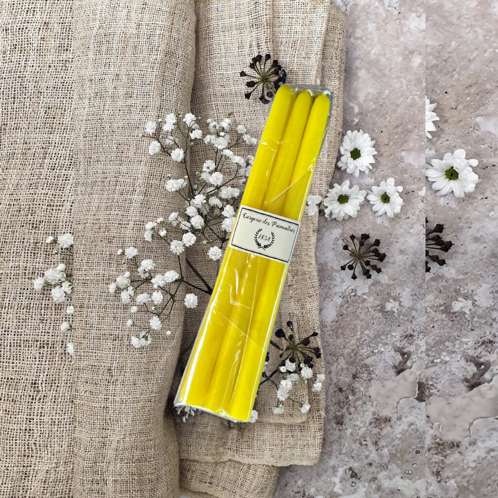 Lot de 6 bougies coniques "jaune"