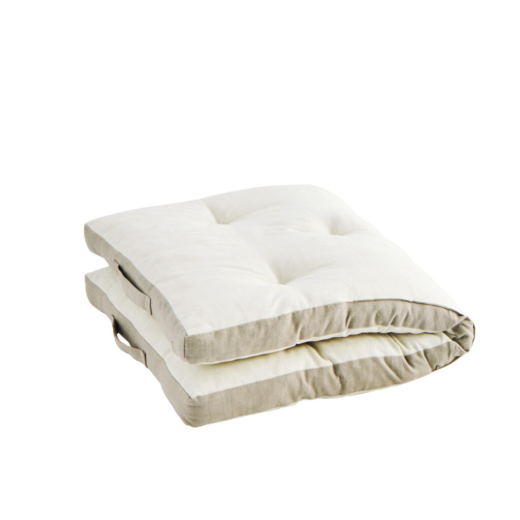Matelas de sol en coton blanc