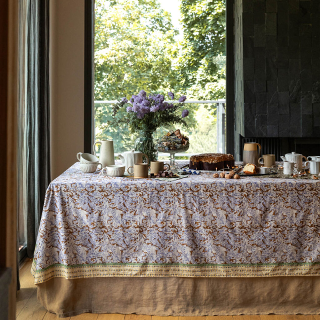 Nappe en coton imprimée "Madagascar" 180 x 280