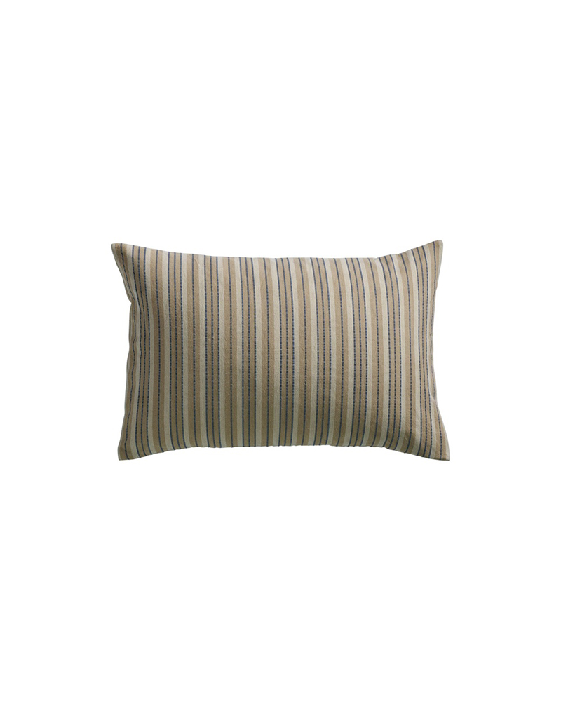 Housse de coussin en coton recyclé denim Maru, 40 x 60 cm