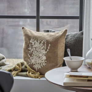 Housse de coussin brodée HDMuli, marron